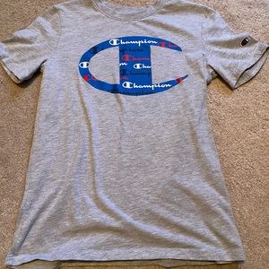 Champion youth logo shirt size XL